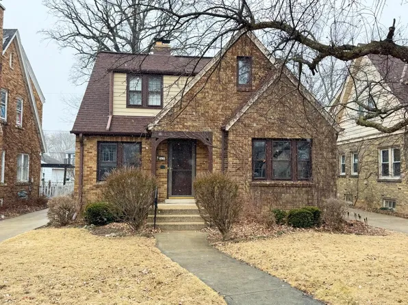 2639 North 73rd STREET, Wauwatosa, WI 53213