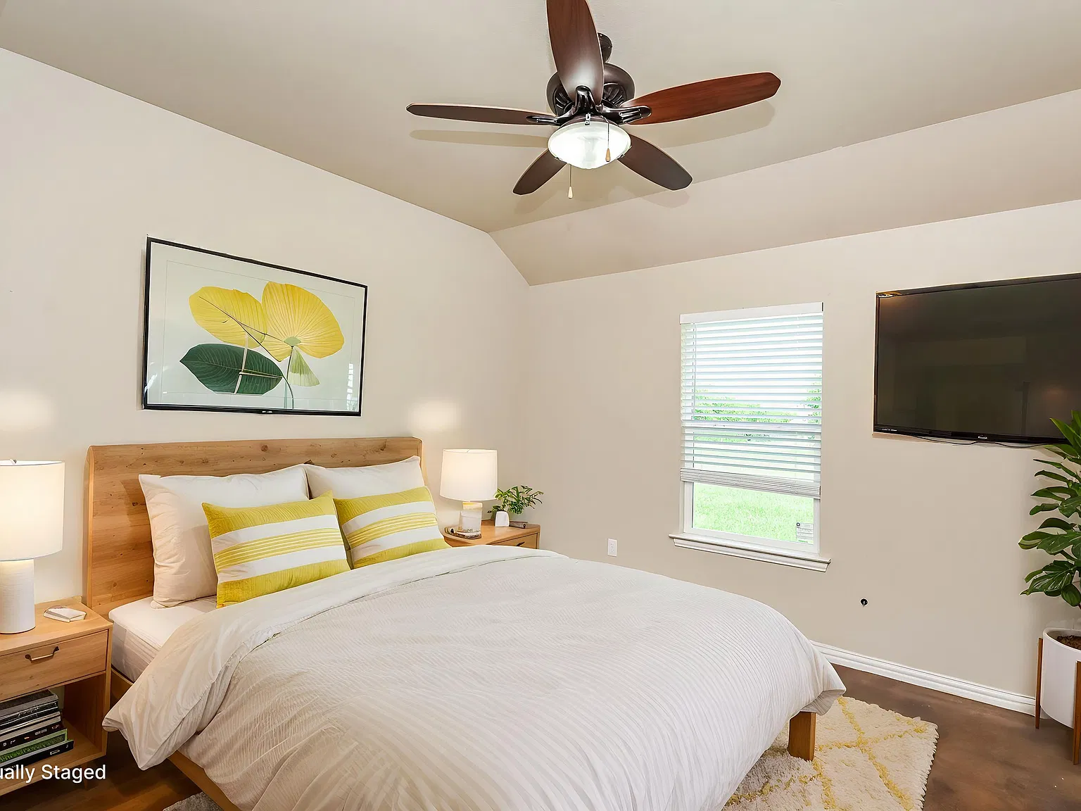 3 bed, 2.0 bath, 1250 sqft, $1,599 — Photo 4