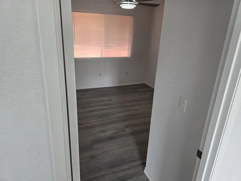 5550 Traffic Way #7 — Photo 19