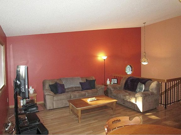 4th image of 364 Upper Wood Way