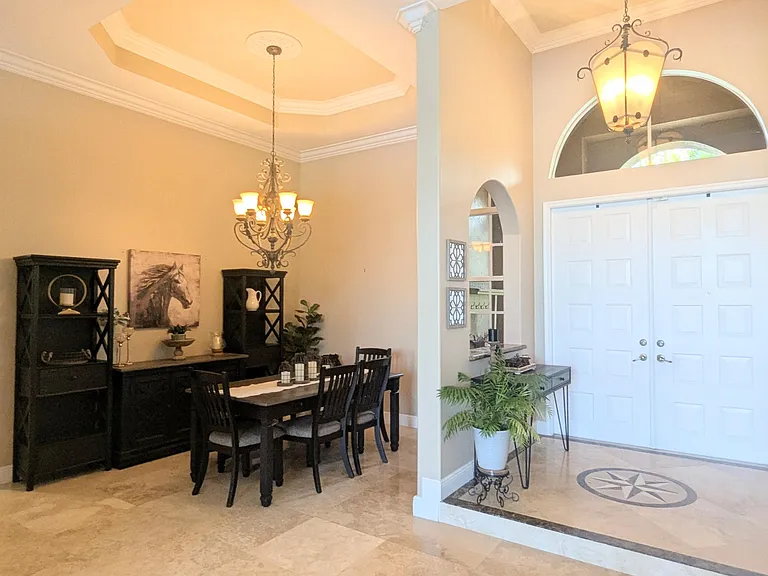 10640 Oak Meadow Ln — Photo 4