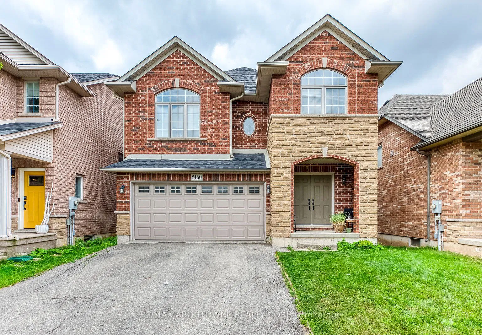 3 bed, $4,200 — Photo 1