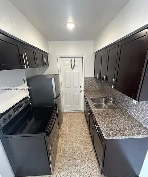 6430 W Flagler St #6 — Photo 7