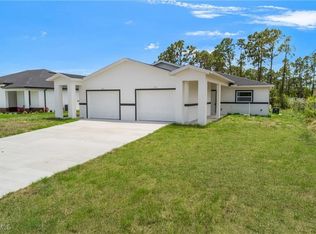 876 Apartment St E, Lehigh Acres, FL 33974