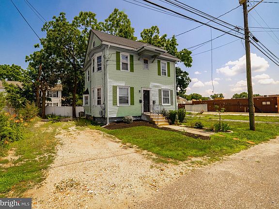 2nd image of 12 Warrick Ave