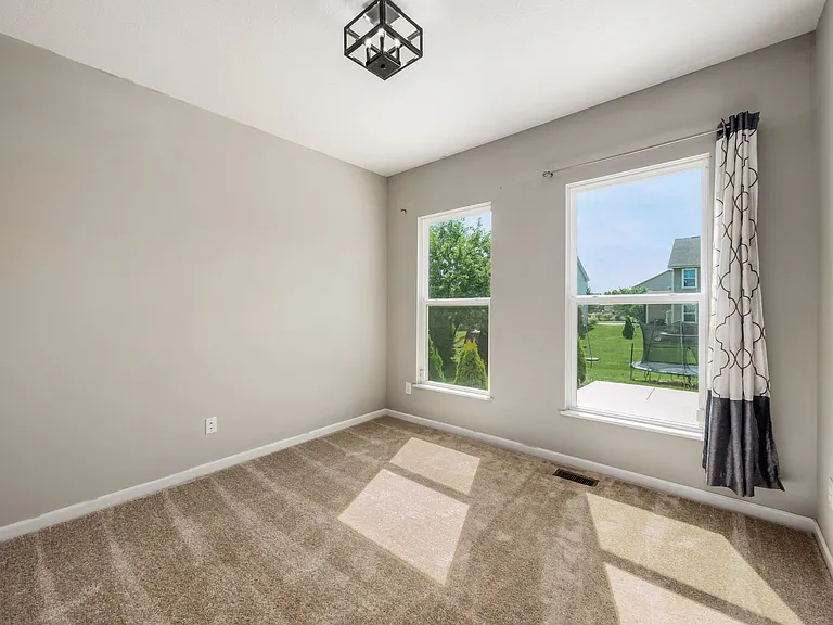 1082 Treeline Way — Photo 35