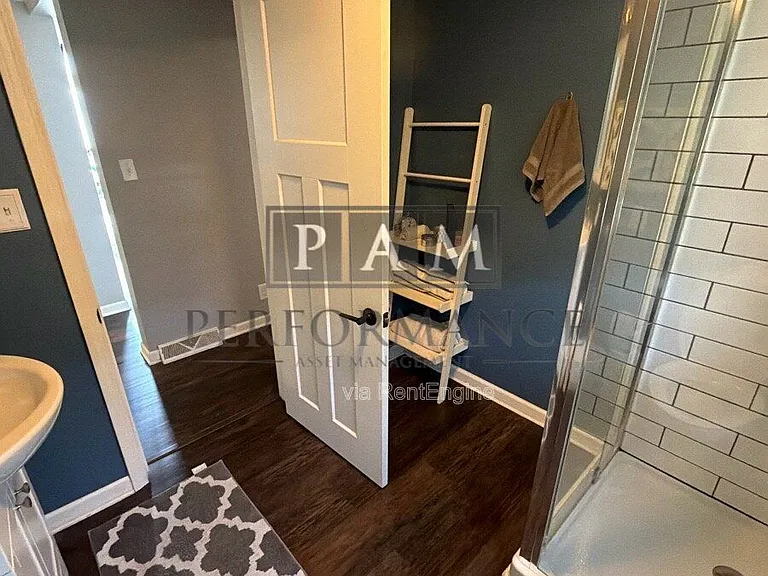 4730 5th Ave — Photo 19