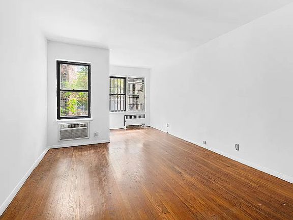3rd image of 313 E 84th St APT 2C
