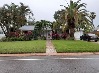 300 46th Ave, Saint Pete Beach, FL 33706