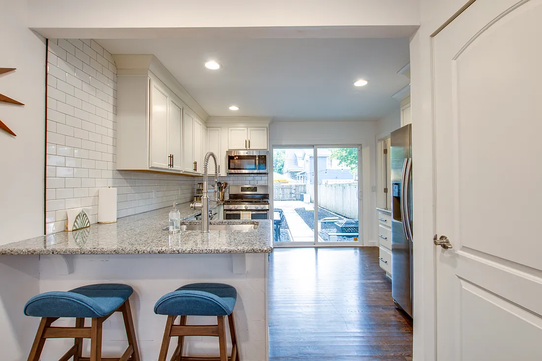 3 bed, 1280 sqft, $2,500 — Photo 1