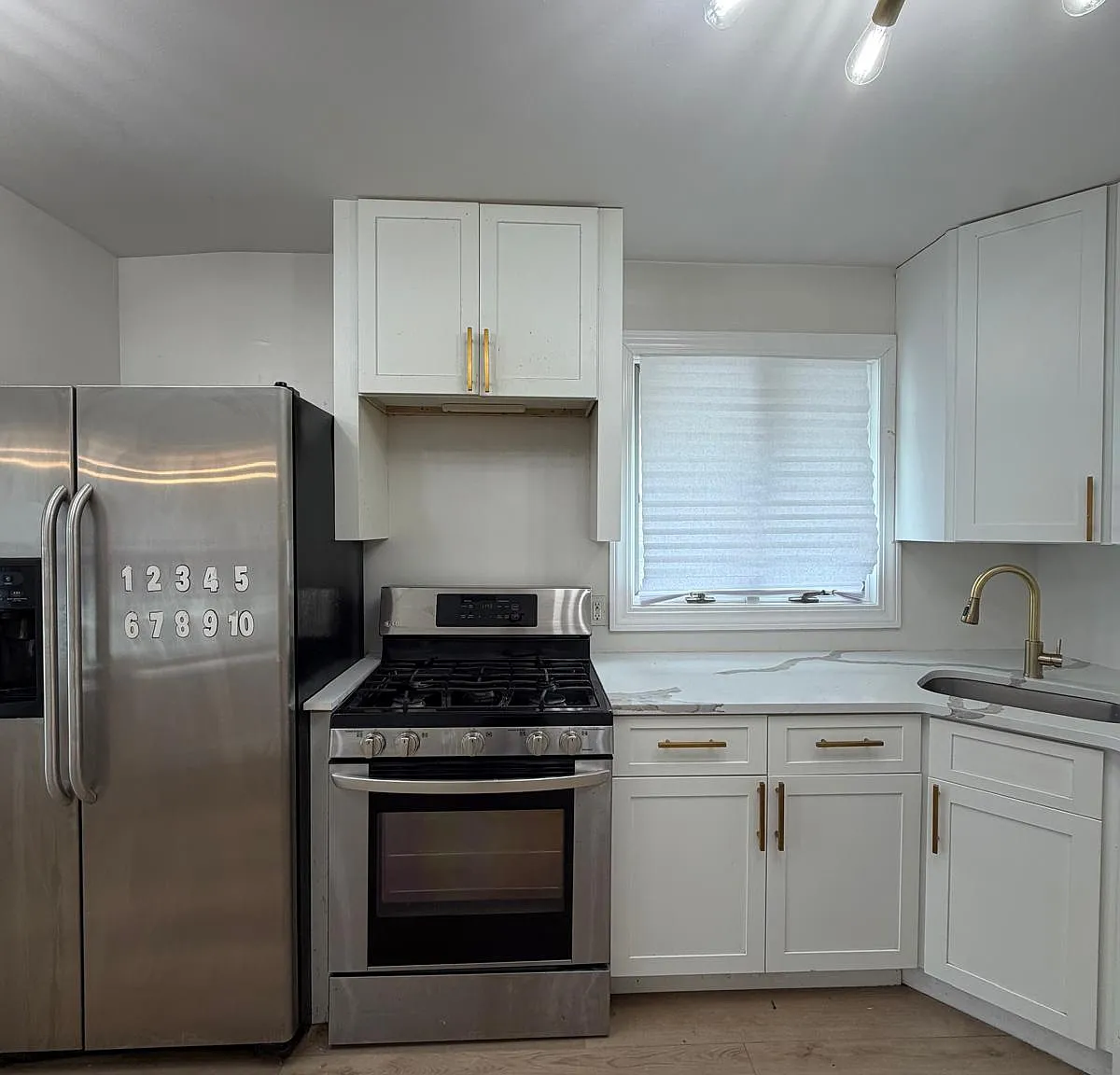 4 bed, $2,550 — Photo 4