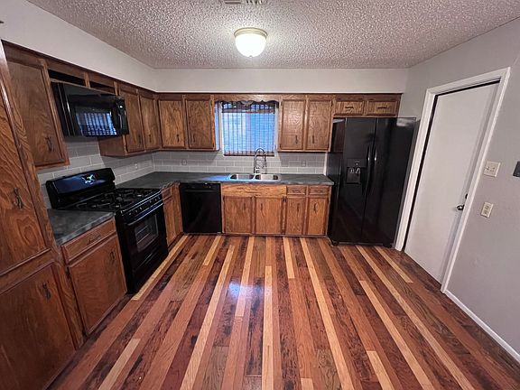 3rd image of 11614 Cripple Creek Dr