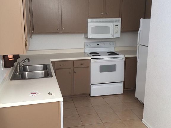 3rd image of 741 Columbine Village Dr