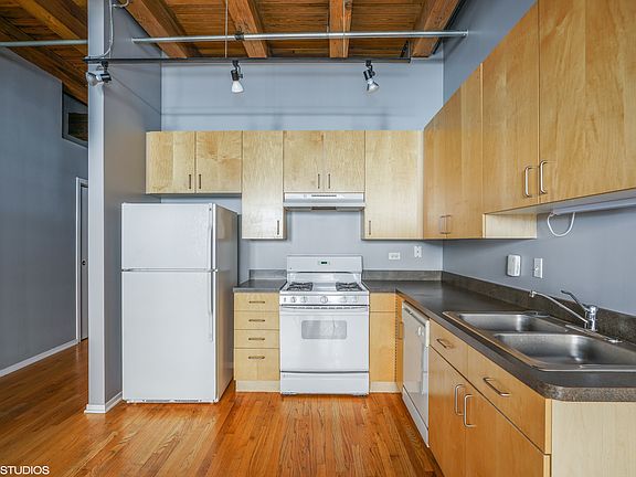 3rd image of 1133 S Wabash Ave APT 203