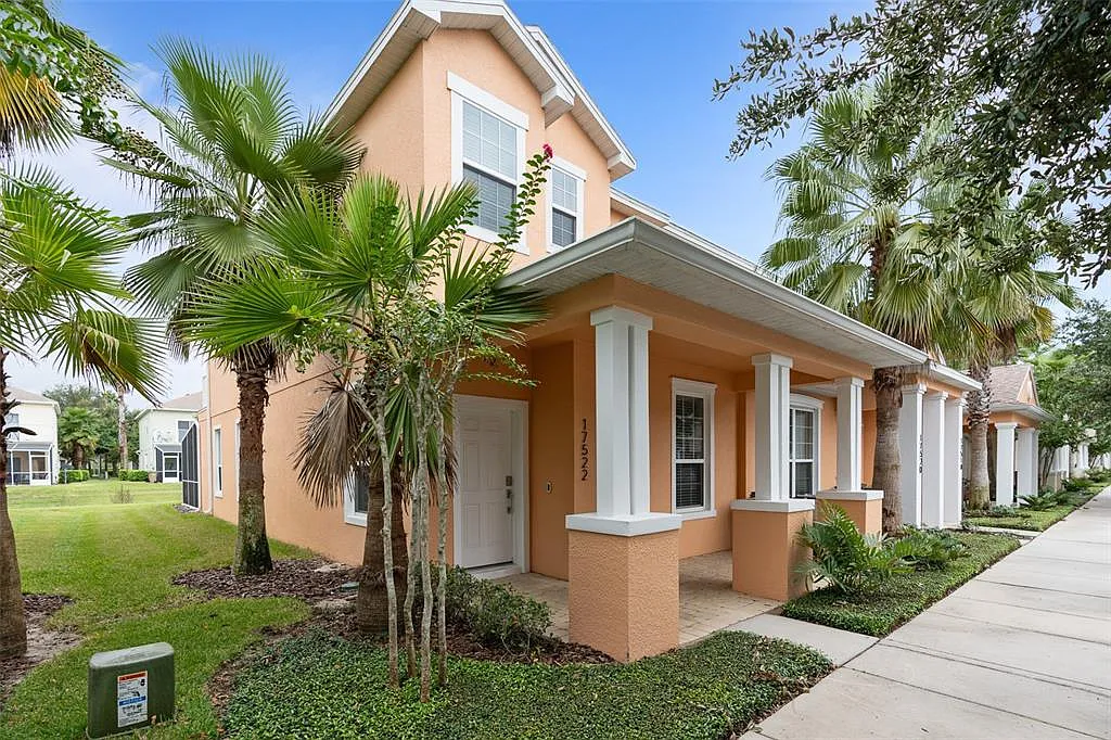3 bed, 3.0 bath, 1512 sqft, $2,400 — Photo 2