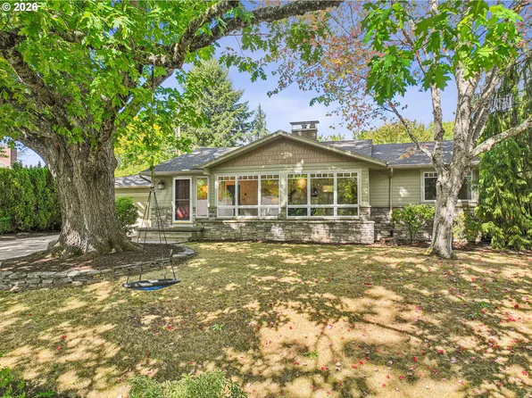 8115 SW Valley View Dr, Portland, OR 97225