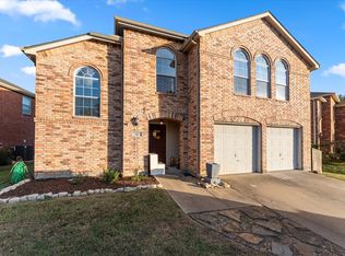 527 Pinto Ln, Forney, TX 75126