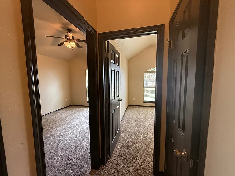 19132 Cottonwood Ct — Photo 28