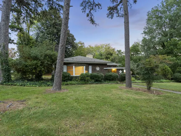346 Willowood Dr, Henderson, NC 27536