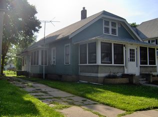 1409 N 7th St, Burlington, IA 52601