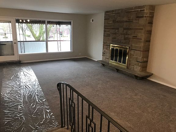 3rd image of 4370 W Touhy Ave Unit 2