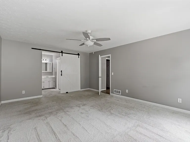 180 Lake Somerset Crst NW — Photo 17