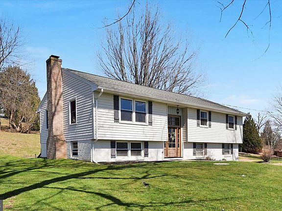 2nd image of 668 Scotland Rd