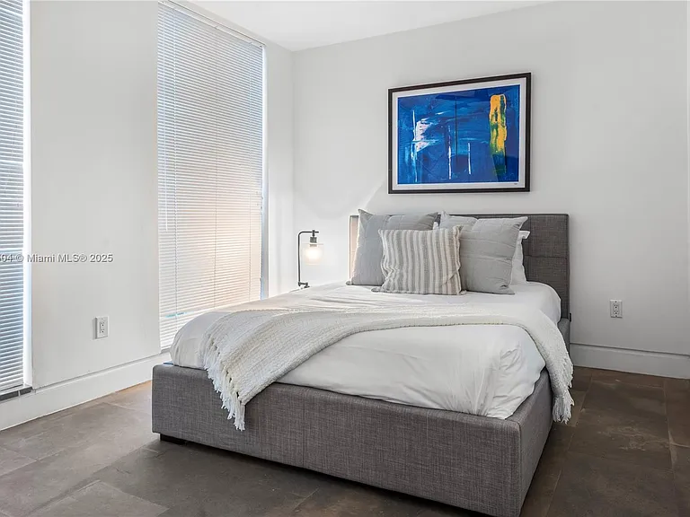1606 S Bayshore Dr — Photo 43