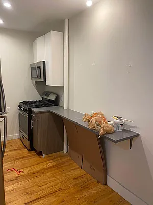 Rented by Tapiro Realty | media 12