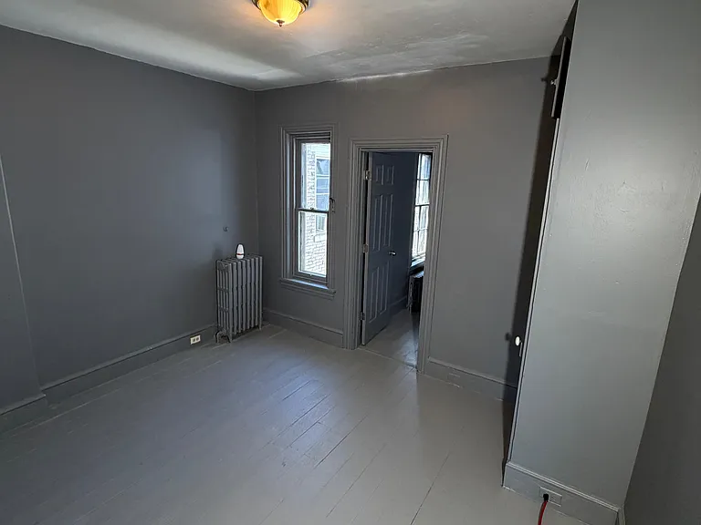 762 N 6th St — Photo 3