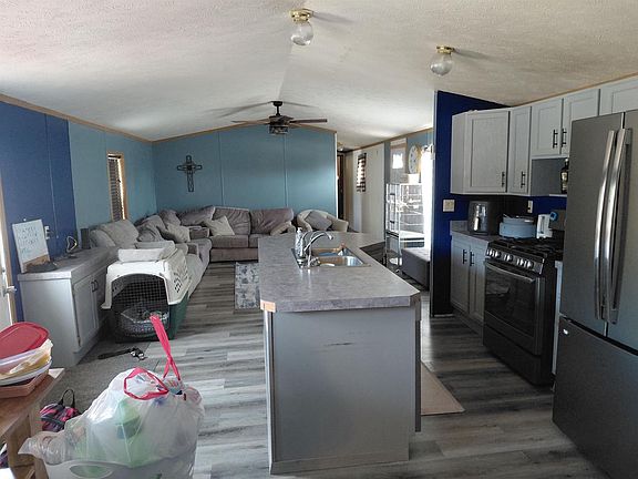 3rd image of 122336 MOUNT VIEW LANE