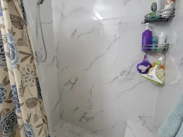 12448 NW 11th Ln, Miami, FL 33182