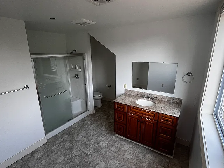 88 Kingwood Stockton Rd — Photo 15