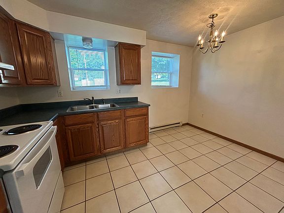 5th image of 326 S East St Unit 3