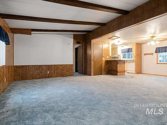 5th image of 7156 Garden Glen Ln