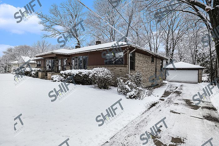 1st image of 1553 Herrick Ave NE