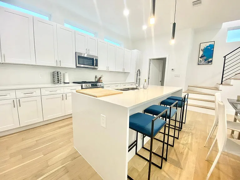 4223 Delano Pl #102 — Photo 8