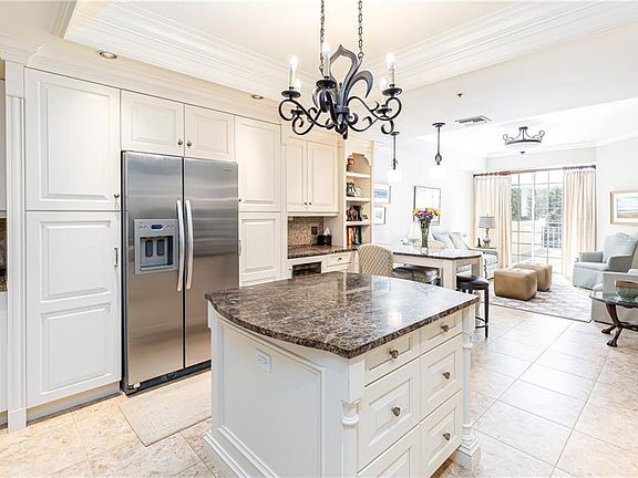 4th image of 1110 W Ivanhoe Blvd Unit 11