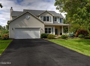 3 Doggett Coat Pl, Saratoga Springs, NY 12866