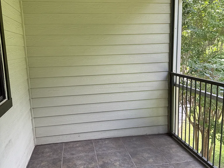 Porch access from primary bedroom