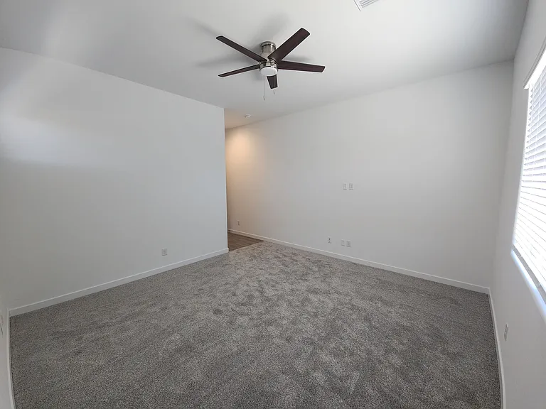 16833 W Smoketree Dr — Photo 13