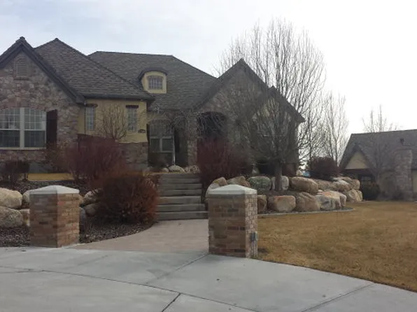 5308 E Cabana Dr, Ammon, ID 83401