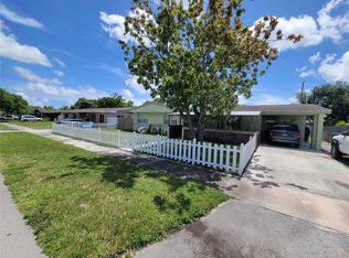 19812 NE 12th Pl, Miami, FL 33179