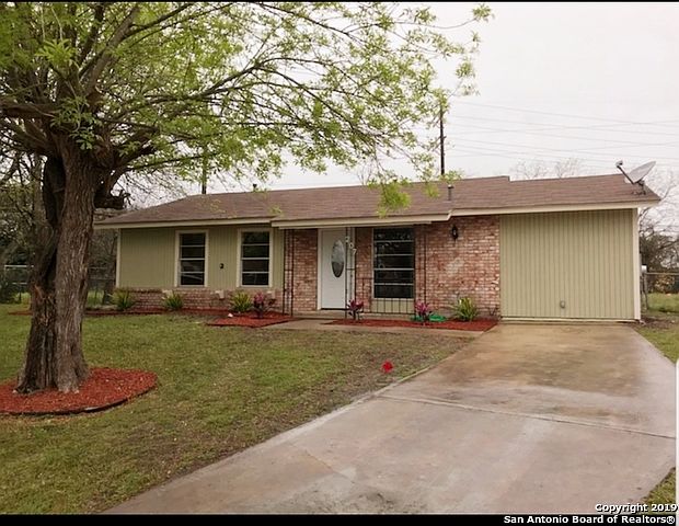 1st image of 207 Lynhaven Dr