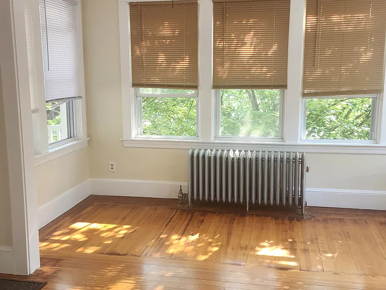 420 Academy Ave #2 — Photo 3