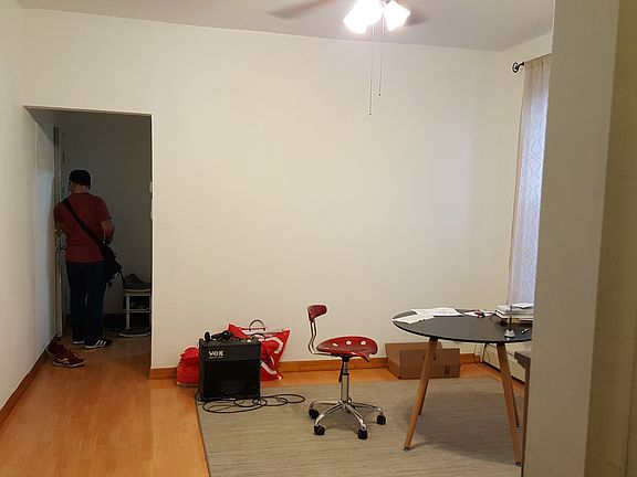 2nd image of 831 43rd St #2C