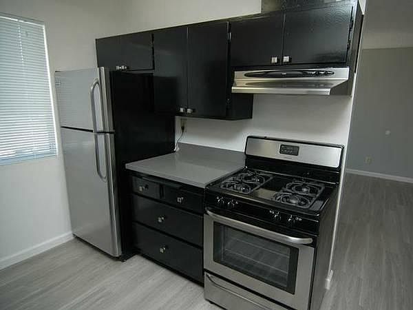 1st image of 3829 Marlborough Ave