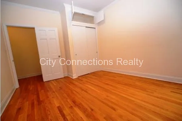 Rented by City Connections Realty | media 2