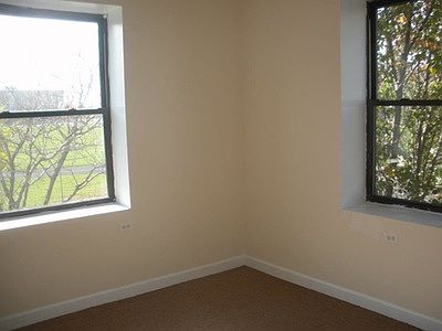 5th image of 4752 S Wabash Ave APT 200