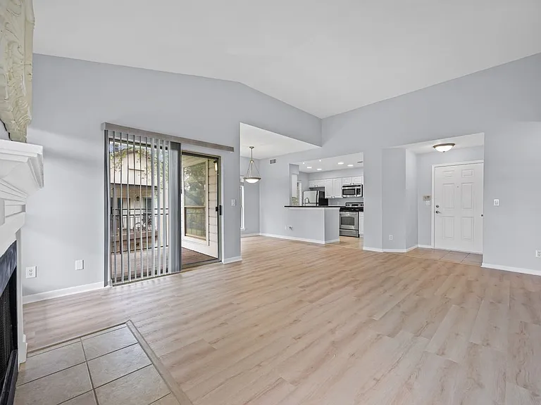 6000 Shepherd Mountain Cv #1312 — Photo 9